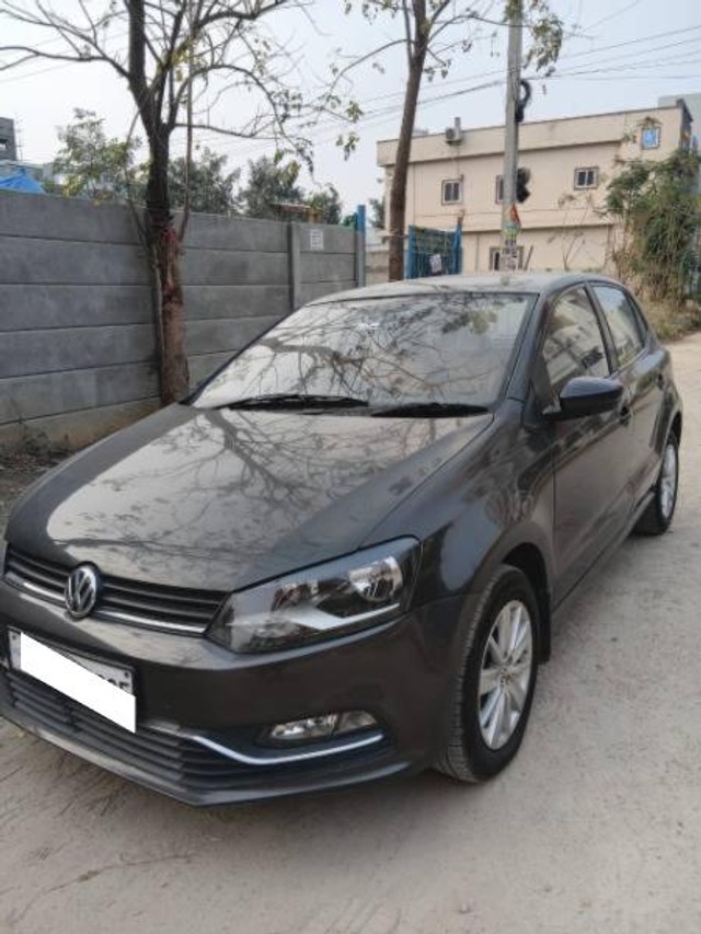 Volkswagen Polo 1.2 MPI Highline Second-hand 2016 Volkswagen Polo 1.2 MPI Highline for sale in Patancheru-0