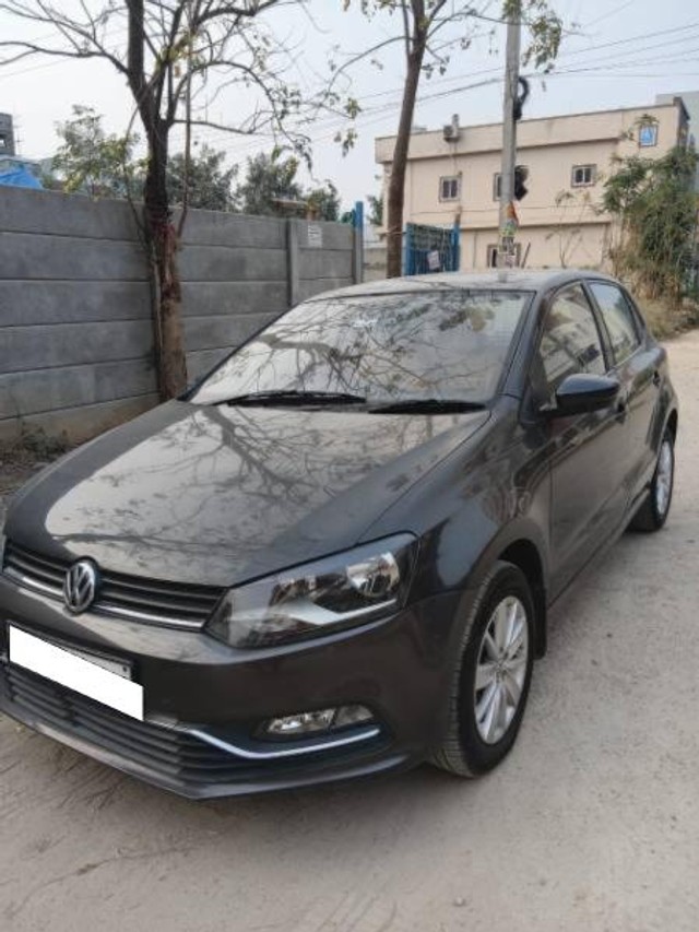 Volkswagen Polo 1.2 MPI Highline Second-hand 2016 Volkswagen Polo 1.2 MPI Highline for sale in Patancheru-2