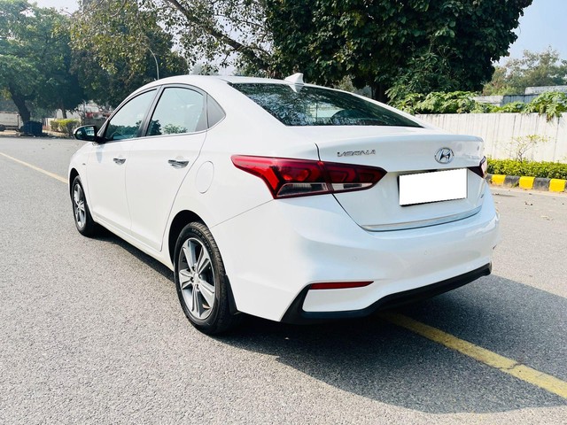 Second-hand 2018 Hyundai Verna VTVT 1.6 AT SX Option for sale in New Delhi-13