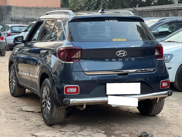 Second-hand 2022 Hyundai Venue SX Diesel BSVI for sale in Kolkata-7