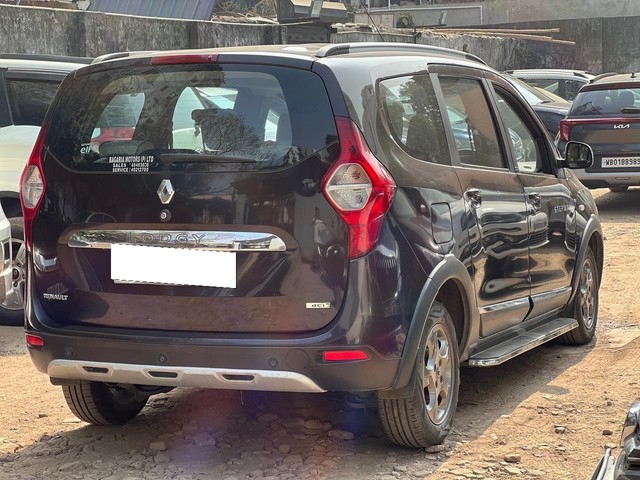 Second-hand 2019 Renault Lodgy Stepway 110PS RXZ 8S for sale in Kolkata-6