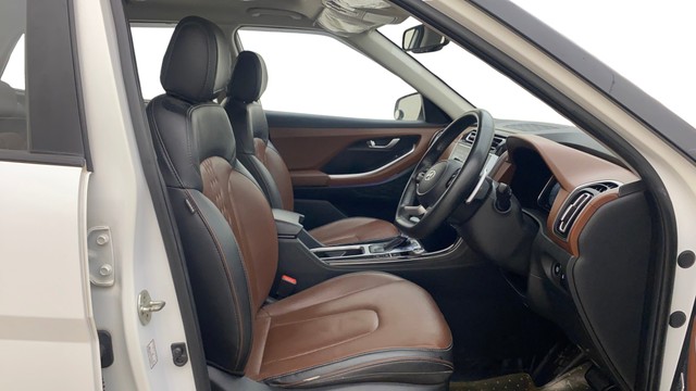 Second-hand 2021 Hyundai Alcazar Platinum (O) AT for sale in Hyderabad-15