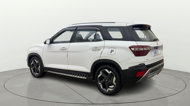 Second-hand 2021 Hyundai Alcazar Platinum (O) AT for sale in Hyderabad-4