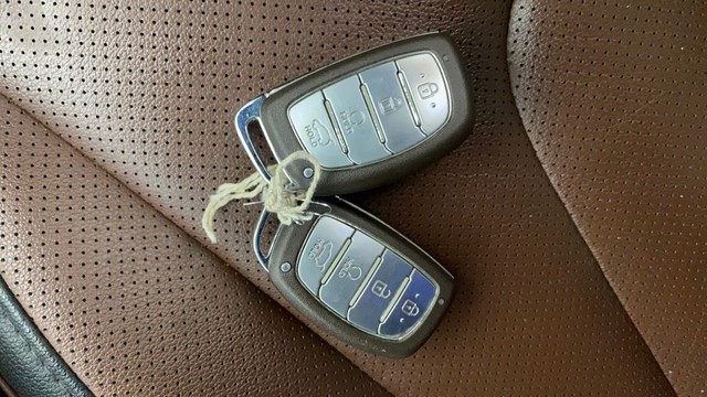 Second-hand 2021 Hyundai Alcazar Platinum (O) AT for sale in Hyderabad-21