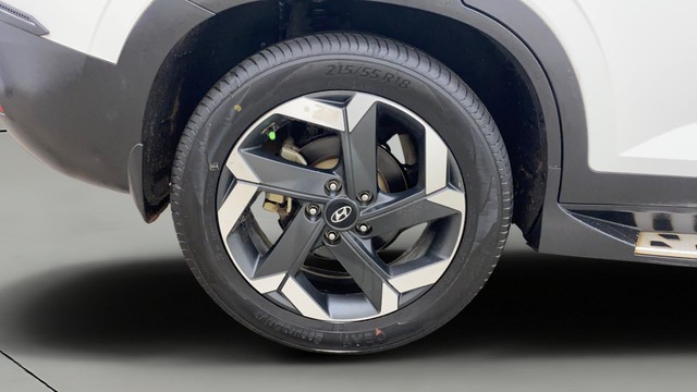 Second-hand 2021 Hyundai Alcazar Platinum (O) AT for sale in Hyderabad-25