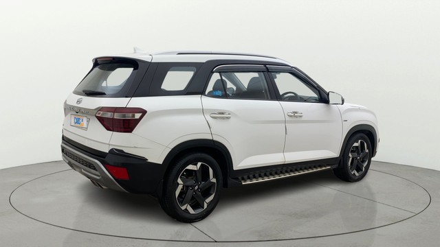 Second-hand 2021 Hyundai Alcazar Platinum (O) AT for sale in Hyderabad-2