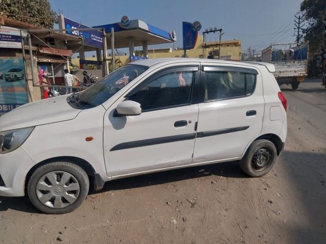 Second-hand 2017 Maruti Alto K10 VXI for sale in Garhwa-2