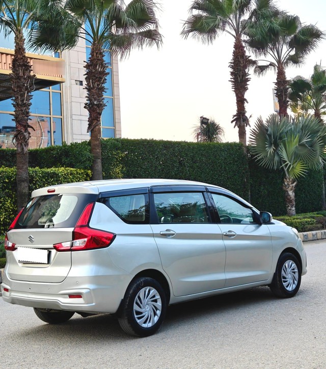 Second-hand 2020 Maruti Ertiga CNG VXI for sale in New Delhi-1