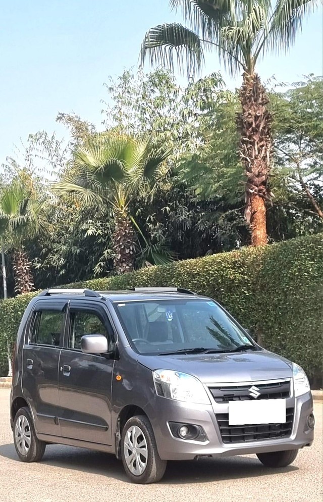 Second-hand 2018 Maruti Wagon R VXI Optional for sale in New Delhi-10