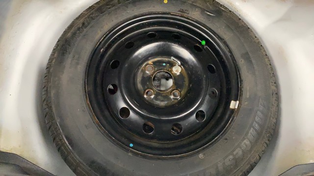 Second-hand 2015 Maruti Swift VXI for sale in Ahmedabad-27