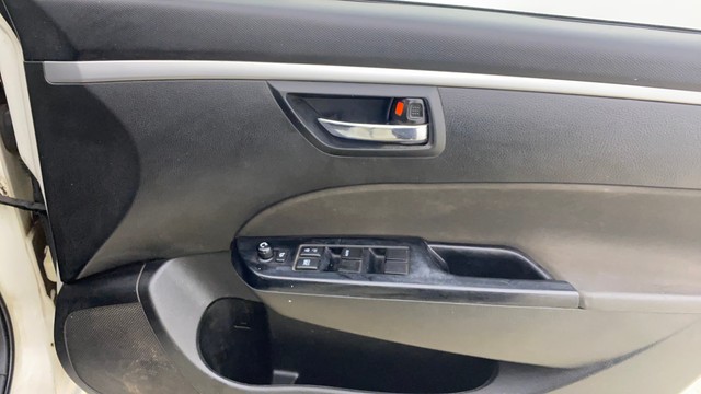 Second-hand 2015 Maruti Swift VXI for sale in Ahmedabad-17