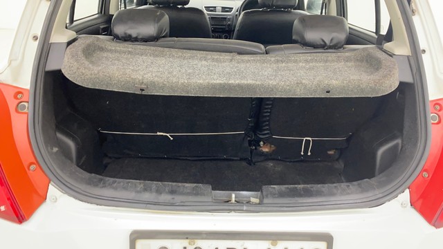 Second-hand 2015 Maruti Swift VXI for sale in Ahmedabad-19