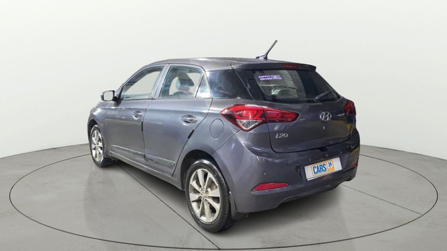 Second-hand 2017 Hyundai i20 1.2 Asta Option for sale in Kolkata-15