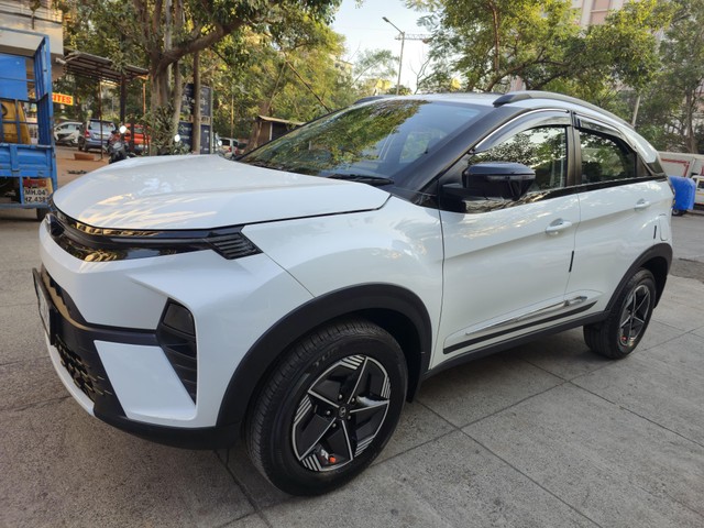 Second-hand 2023 Tata Nexon Creative Plus S for sale in Thane-6