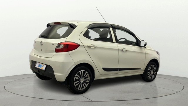 Second-hand 2016 Tata Tiago 1.2 Revotron XZ for sale in Kochi-2