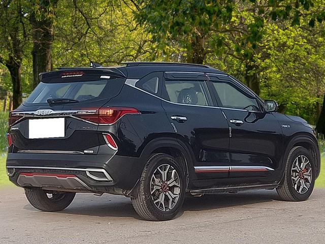 Second-hand 2022 Kia Seltos GTX Plus DCT for sale in New Delhi-2