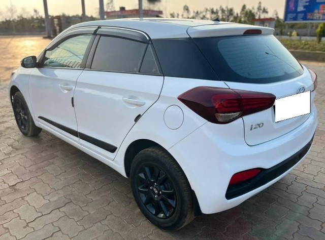 Second-hand 2018 Hyundai i20 1.4 Sportz for sale in Haveri-10