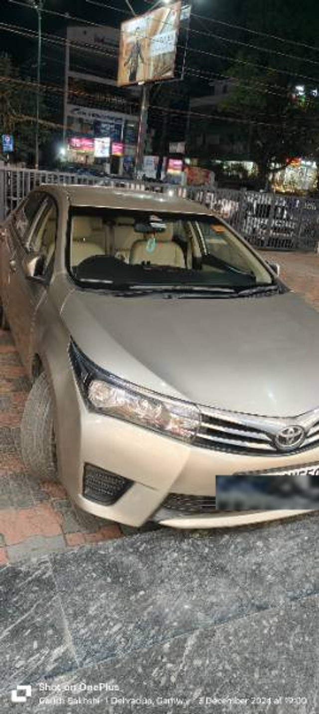 Second-hand 2014 Toyota Corolla Altis D-4D G for sale in Chandigarh-2