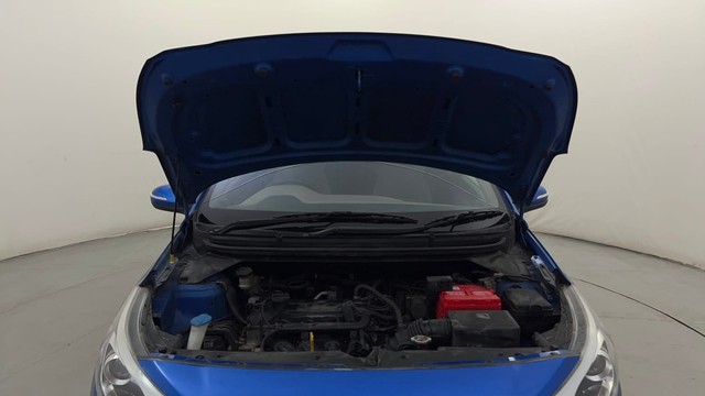 Second-hand 2017 Hyundai i20 1.2 Asta Option for sale in Bangalore-8