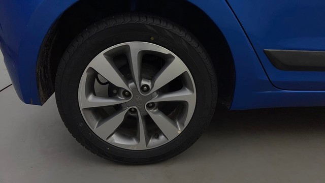 Second-hand 2017 Hyundai i20 1.2 Asta Option for sale in Bangalore-18