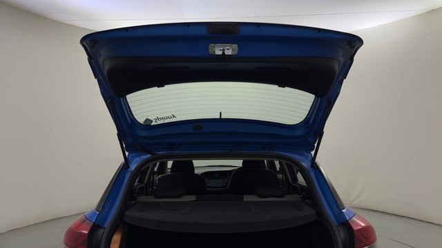 Second-hand 2017 Hyundai i20 1.2 Asta Option for sale in Bangalore-37