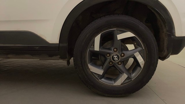 Second-hand 2020 Hyundai Venue SX BSVI for sale in Bangalore-19