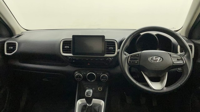 Second-hand 2020 Hyundai Venue SX BSVI for sale in Bangalore-11