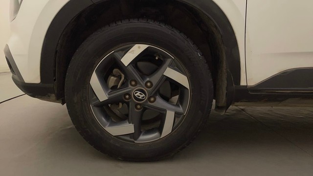 Second-hand 2020 Hyundai Venue SX BSVI for sale in Bangalore-20