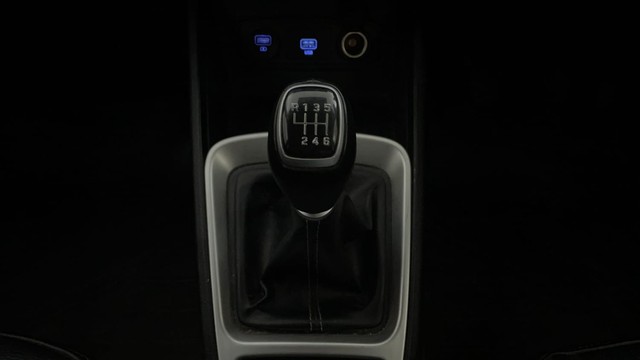 Second-hand 2020 Hyundai Venue SX BSVI for sale in Bangalore-12