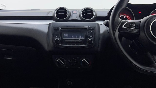 Second-hand 2019 Maruti Swift Dzire VXI AT for sale in Karnal-31