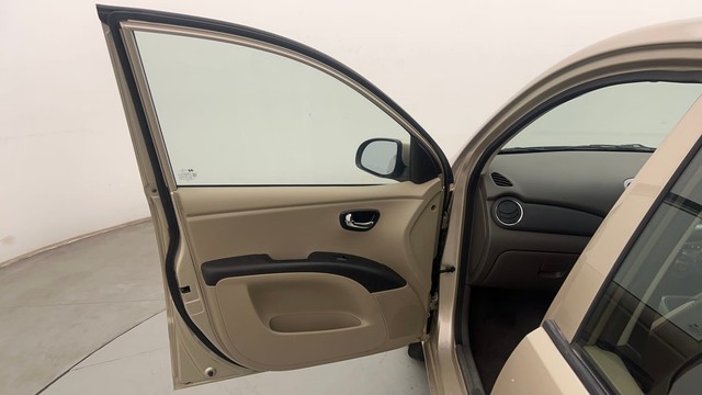 Second-hand 2011 Hyundai i10 Magna 1.2 for sale in Chandigarh-37