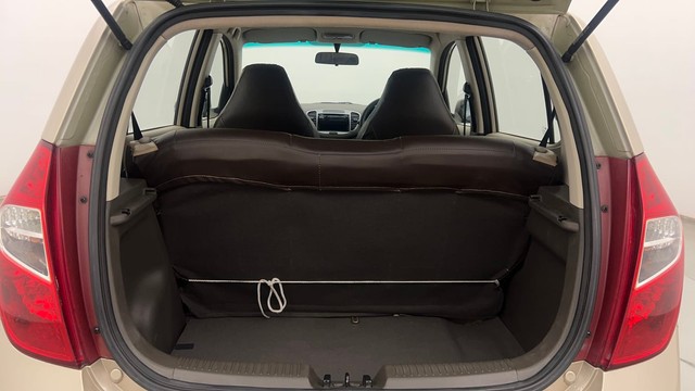 Second-hand 2011 Hyundai i10 Magna 1.2 for sale in Chandigarh-9