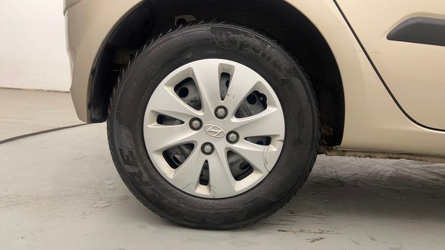 Second-hand 2011 Hyundai i10 Magna 1.2 for sale in Chandigarh-18