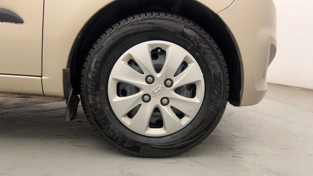 Second-hand 2011 Hyundai i10 Magna 1.2 for sale in Chandigarh-17