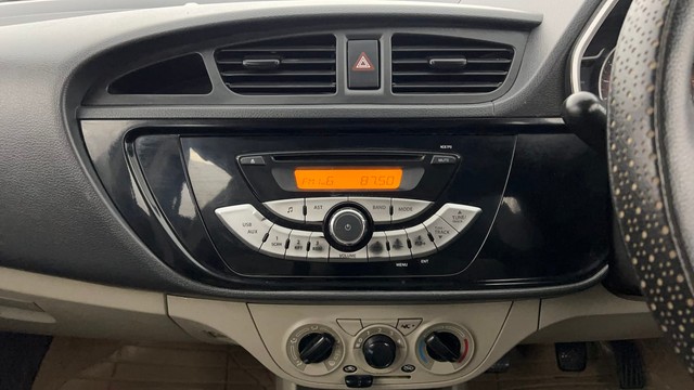 Second-hand 2016 Maruti Alto K10 VXI for sale in Kanpur-35