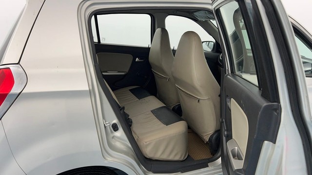 Second-hand 2016 Maruti Alto K10 VXI for sale in Kanpur-31