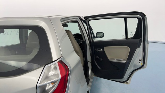 Second-hand 2016 Maruti Alto K10 VXI for sale in Kanpur-30