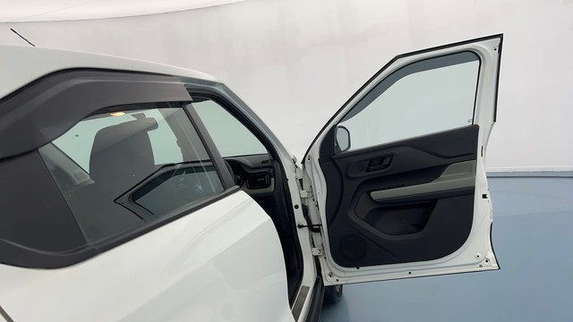 Second-hand 2022 Tata Punch Adventure Rhythm for sale in Lucknow-16