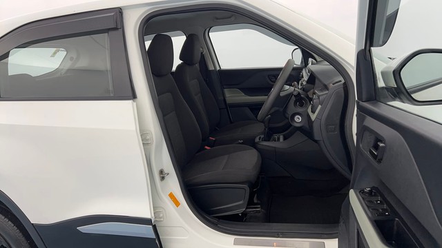 Second-hand 2022 Tata Punch Adventure Rhythm for sale in Lucknow-15