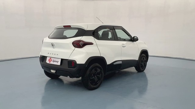 Second-hand 2022 Tata Punch Adventure Rhythm for sale in Lucknow-3