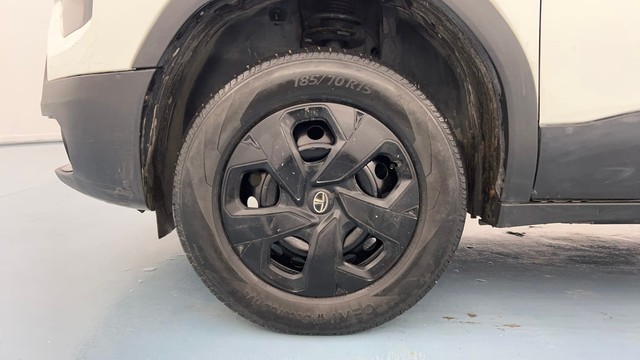 Second-hand 2022 Tata Punch Adventure Rhythm for sale in Lucknow-20