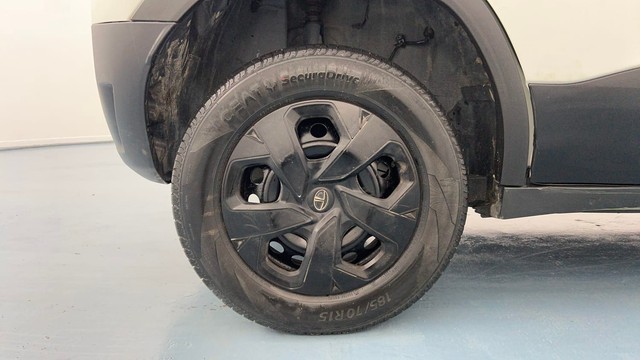 Second-hand 2022 Tata Punch Adventure Rhythm for sale in Lucknow-18