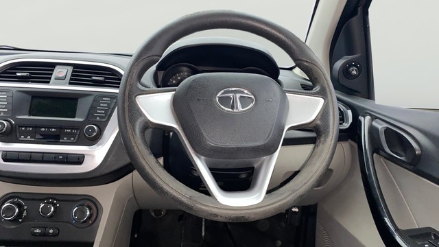 Second-hand 2017 Tata Tiago 1.2 Revotron XT for sale in Kochi-12