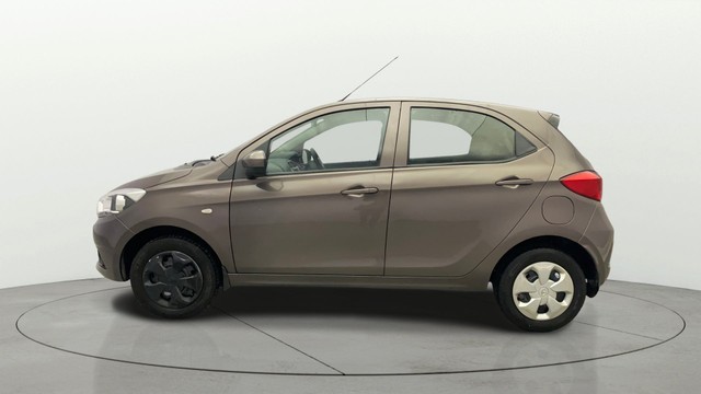 Second-hand 2017 Tata Tiago 1.2 Revotron XT for sale in Kochi-5