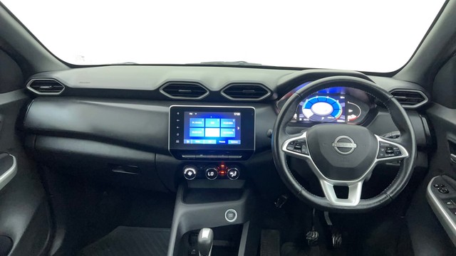 Second-hand 2023 Nissan Magnite Turbo CVT XV Premium for sale in Mumbai-11