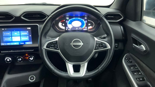 Second-hand 2023 Nissan Magnite Turbo CVT XV Premium for sale in Mumbai-28