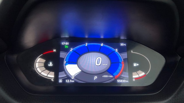 Second-hand 2023 Nissan Magnite Turbo CVT XV Premium for sale in Mumbai-13