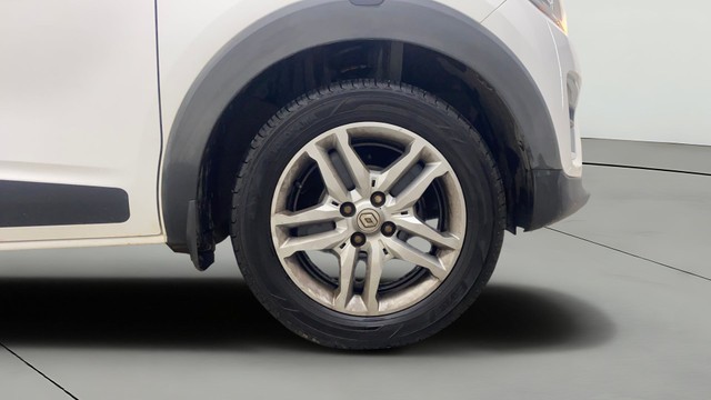 Second-hand 2021 Renault Triber RXZ EASY-R AMT BSVI for sale in Gulbarga-24