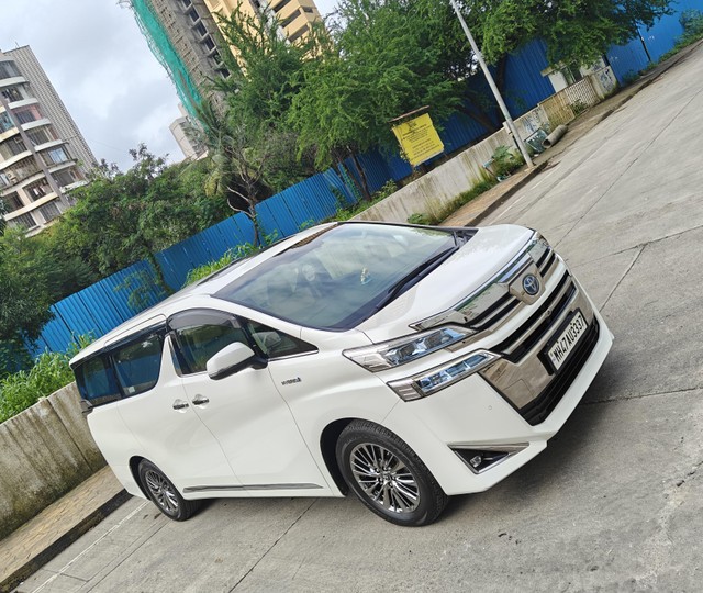 Second-hand 2020 Toyota Vellfire Executive Lounge BSVI for sale in Mumbai-14