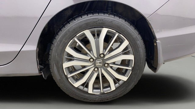 Second-hand 2018 Honda City i-VTEC CVT ZX for sale in Chennai-27